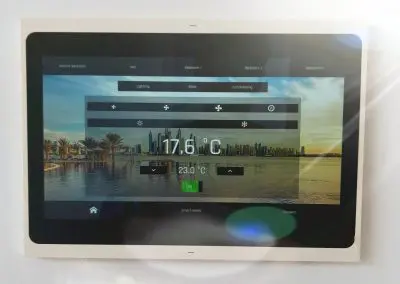 Valesa Panel Thermostat KNX